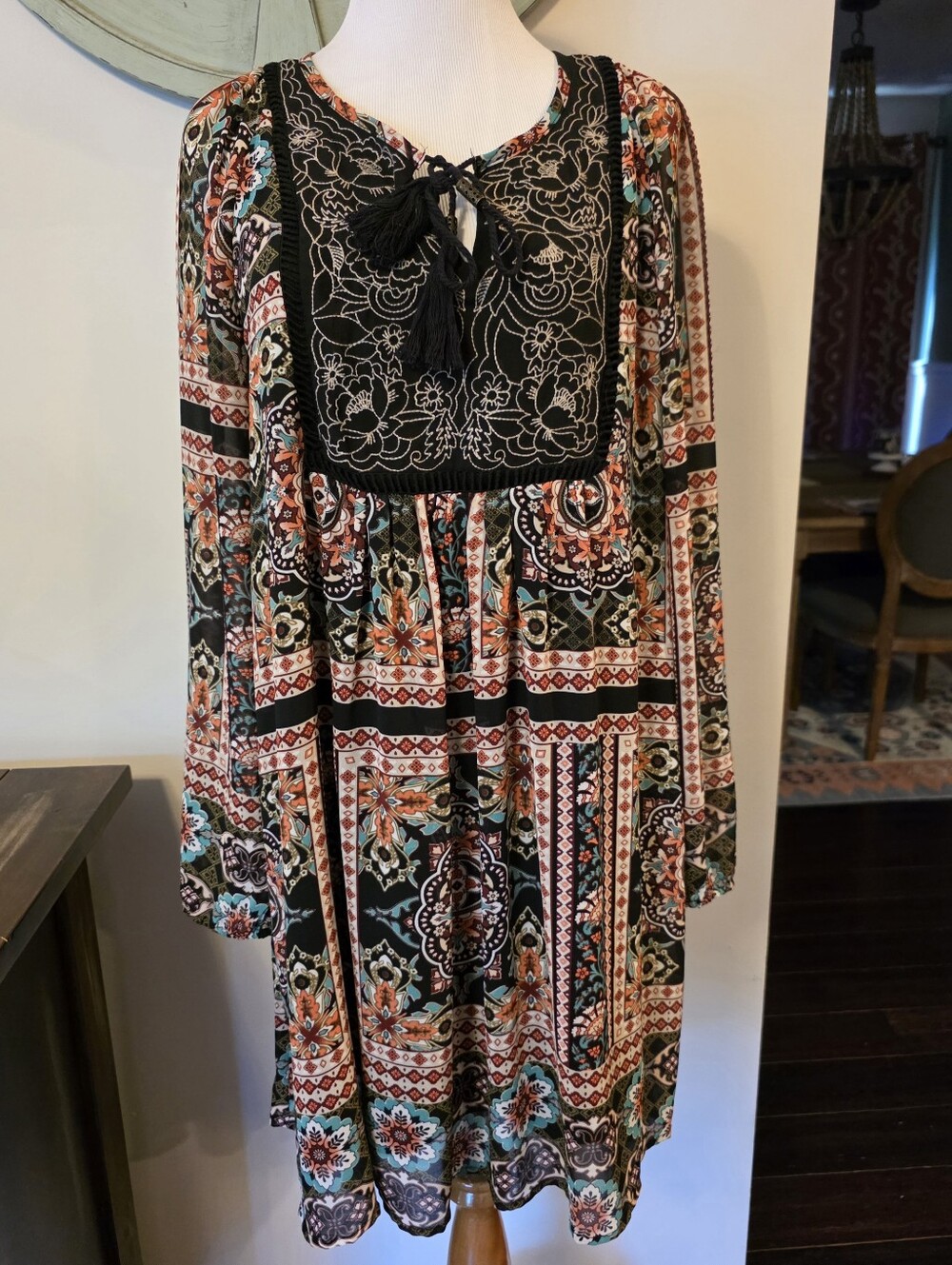 Xhilaration Size Large Boho Embroidered long sleeve lined fall dress hippie styl - Picture 2 of 11